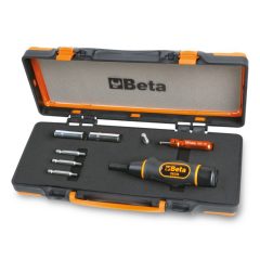   Beta 971/C8 Nyomatékcsavarhúzó tartozékokkal a guminyomás ellenőrző rendszerrel rendelkező gumiabroncs szelepek ellenőrzött meghúzásához (009710108)